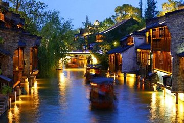 Wuzhen Ancient Water Town Private Night Tour from Hangzhou with Dinner Option