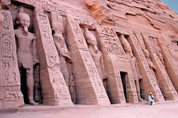 Overnight Trip to Aswan From Luxor Visiting Abu Simbel Temple
