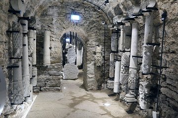 Tour of Tallinn Old Town and Bastion Tunnels