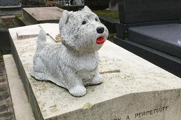 One Hour Père Lachaise Cemetery: A Self-guided Audio Tour