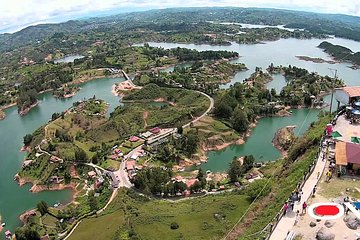 Private Round Transfer to Guatape lakes and Penol rock!