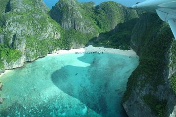 Phuket - Phi Phi and Bamboo Islands Tour by Speed Boat