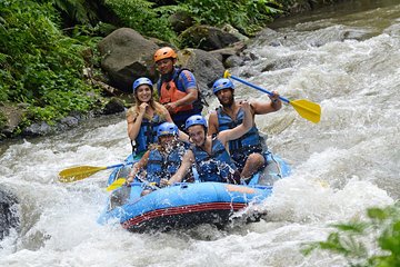 Bali 10 Kilometers Extreme Ayung River Rafting with Lunch