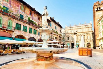 Verona City Sightseeing Walking Tour of Must-See Sites with Local Guide