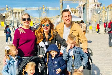 Kid-Friendly Private Guided Tour of Versailles Palace & Gardens