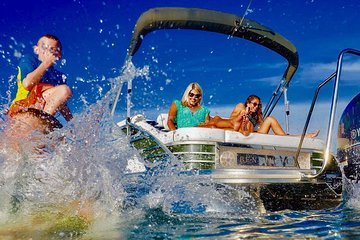 Crab Island: Pontoon Boat Rentals