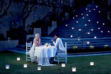 Luxury Romantic Candlelight Dinner in the Sparkling Valley