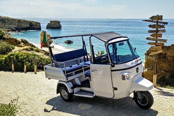 Discover Albufeira in a Tuk Tuk