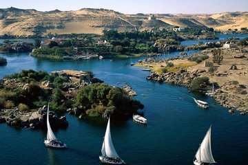 Overnight Tour from Luxor to Abu Simbel
