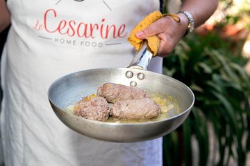 Lunch or dinner and cooking demo at a local home in Ercolano