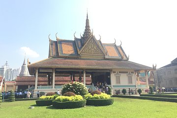 Phnom Penh Private sunset Tour