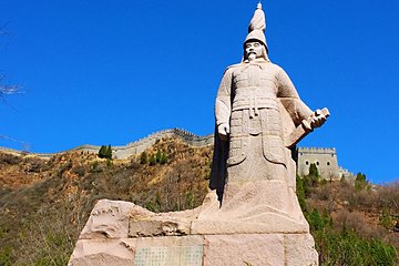 All Inclusive Private Hiking Tour to Qing East Tomb and Huangyaguang Great Wall