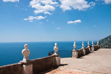 Naples Private transfer with stop in Pompeii with tour guide