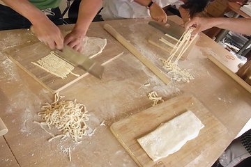 Japanese Cooking and Udon Making Class in Tokyo with Masako