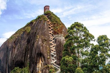 Guatape and El Peñol Day-Trip from Medellin 