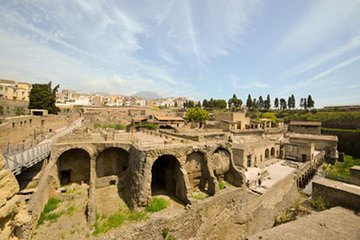 Tour of Herculaneum Must-See Sites with Skip the Line Tickets & Exclusive Guide