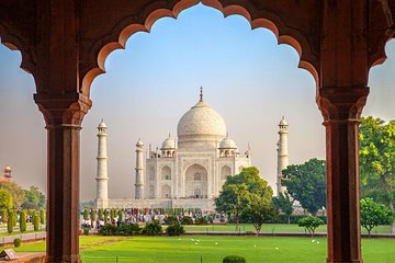 Agra Overnight Tour by Car from Delhi