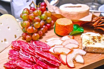 Rome to Frascati Gourmet Trip: Best of Castelli Romani Wine Food & Sightseeing