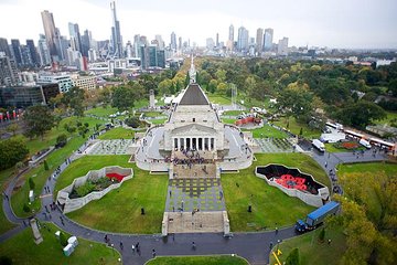 Shrine of Remembrance Cultural Guided Tour in Melbourne