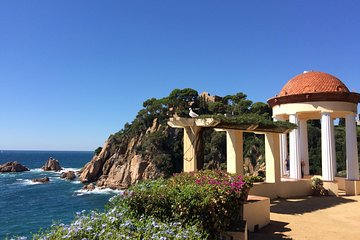 Costa Brava Small Group Tour from Barcelona with Traditional Lunch