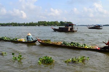 Mekong River Cruise CanTho ChauDoc PhnomPenh 3 days