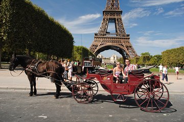 Paris Private Romantic Horse & Carriage Ride