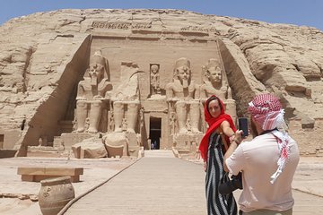 Abu Simbel Temples Private Day Tour by Luxury Car from Aswan