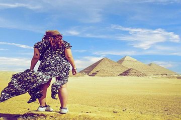 Private Tour: Giza Pyramids and Egyptian Museum with Camel Ride, Felucca Ride 