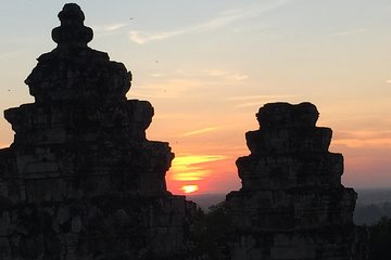 Private Angkor Wat Sunset 4 Best hidden temples Tour