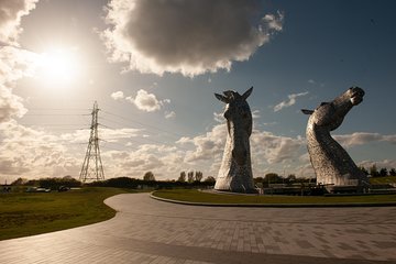 Loch Lomond, Kelpies & Stirling Castle Tour Including Admission