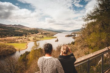 Highland Lochs, Glens & Whisky Day Tour Including Admission