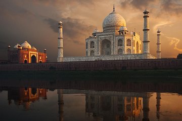 From Delhi: Taj Mahal and Agra Overnight Tour By Car