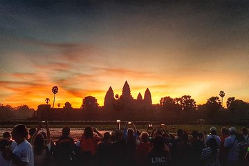 Exploring Angkor Wat Sunrise Experience