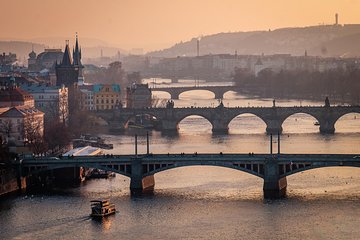 Prague Famous City Landmarks PhotoWalks Tour