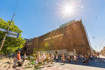 Heineken Experience Amsterdam and Canal Cruise with Snackbox