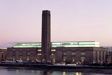 4 Hour Tour Tate Modern and Tower Of London (With Private Guide)