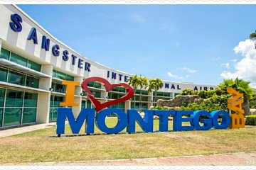  Round-Trip Transfer Airport Transfer to Hotels in Montego Bay 