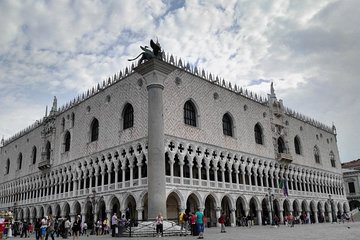 Walking tour in Venice City Center - (2 hours)