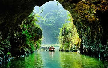 Luxury Hoa Lu Trang An Mua Cave Amazing View - Small Group Tour - Limousine Bus