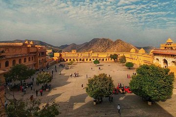 3 Day Golden Triangle Tour to Agra and Jaipur from Delhi