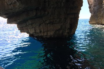  BLUE CAVE & 5 islands tour from Hvar