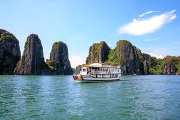 Airport drop-off with Halong bay cruise