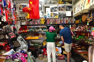 Private Beijing Shopping Tour with Traditional Foot Massage