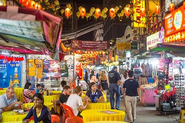 Private Tour: Kuala Lumpur Night Cultural Walk Tour