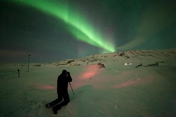 Northern Lights Small-Group Tour From Reykjavik with Hot Drink