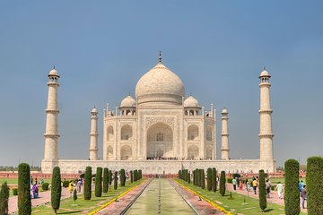 Private Taj Mahal Tour from Delhi by Car -All Inclusive