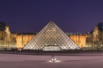 Louvre Museum : Kids-Friendly Private Tour with Entry Tickets