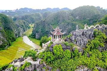 Trang An - Hoa Lu - Mua Cave Full Day/ Amazing View / Full service