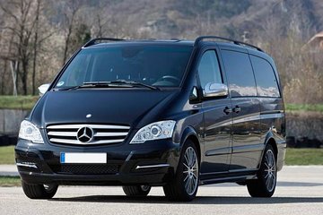 Private Transfer by Minivan from Sorrento to Naples Airport, Train Station, Port