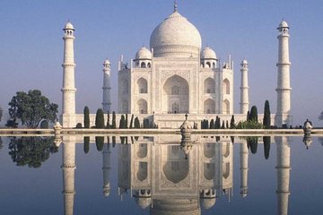 Taj Mahal Day Tour by Super luxury Car